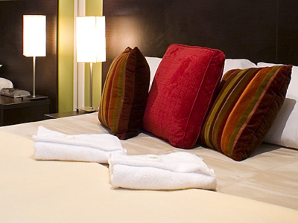 เดอะ ดอลฟิน อพาร์ตเมนท์ Aparthotel อะพอลโลเบย์ ภายนอก รูปภาพ